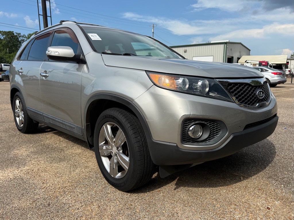 2013 Kia Sorento Image 2