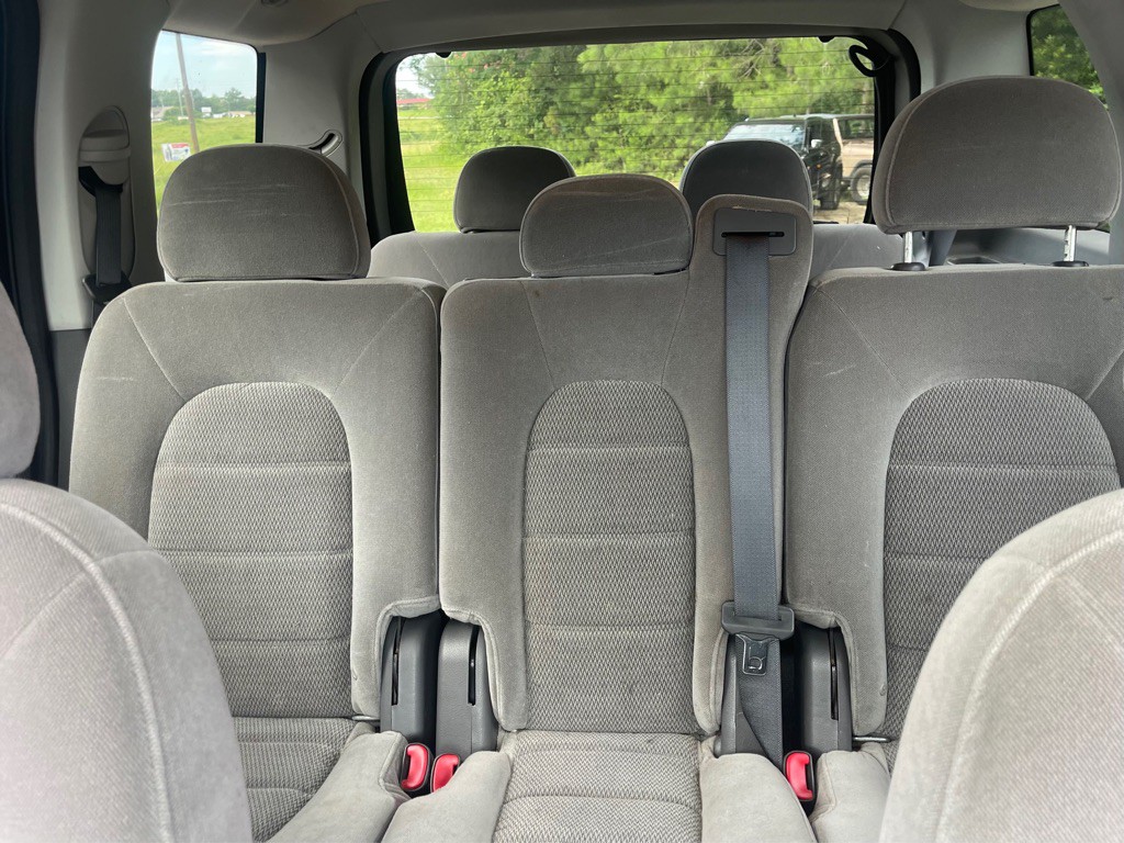 2004 Ford Explorer Image 9