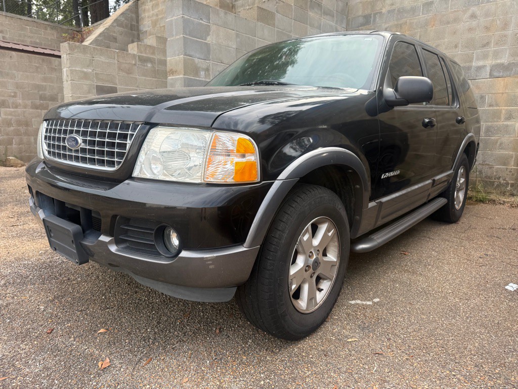 2004 Ford Explorer Image 11