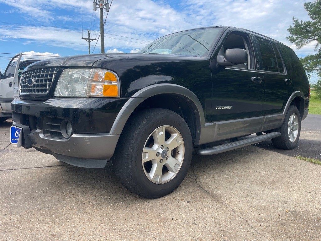 2004 Ford Explorer Image 12