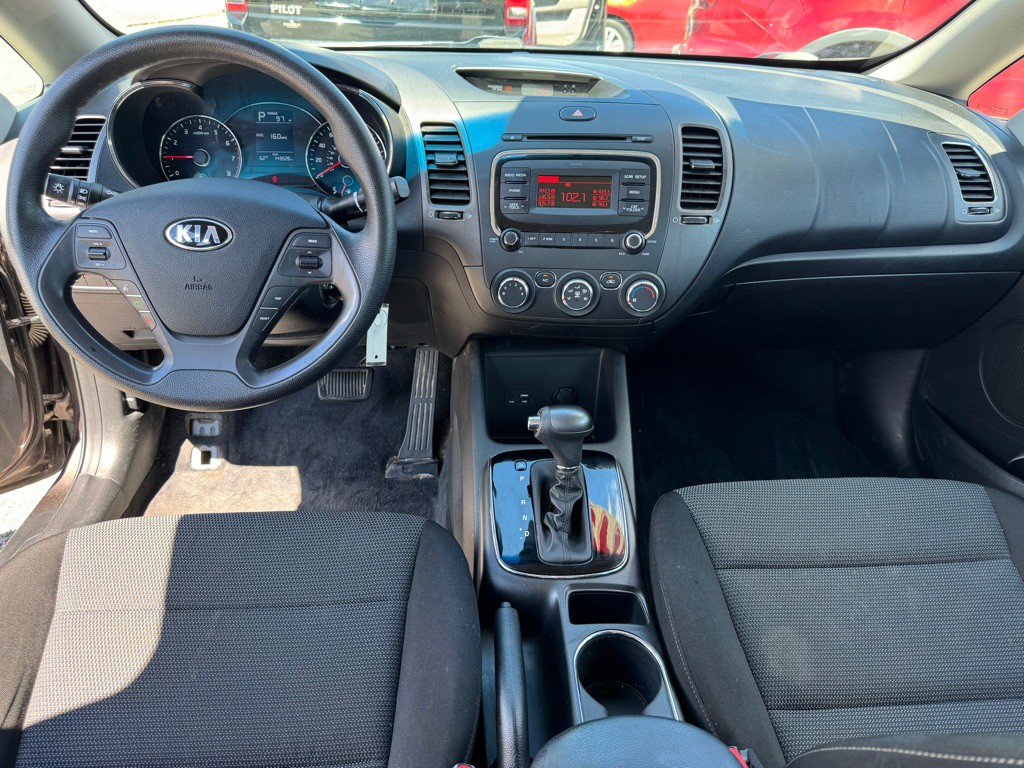 2017 Kia Forte Image 7