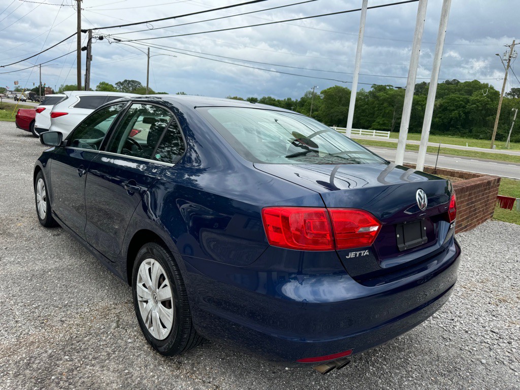 2013 Volkswagen Jetta Image 3