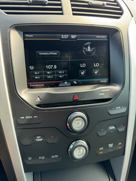 2015 Ford Explorer Image 11