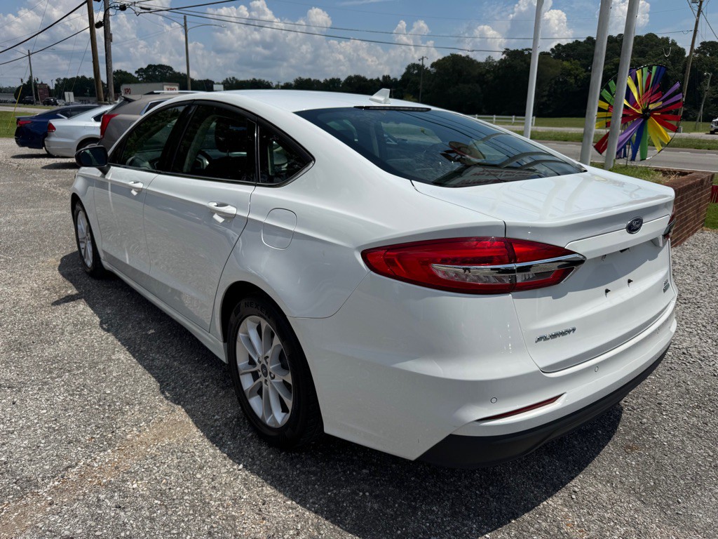 2019 Ford Fusion Image 3