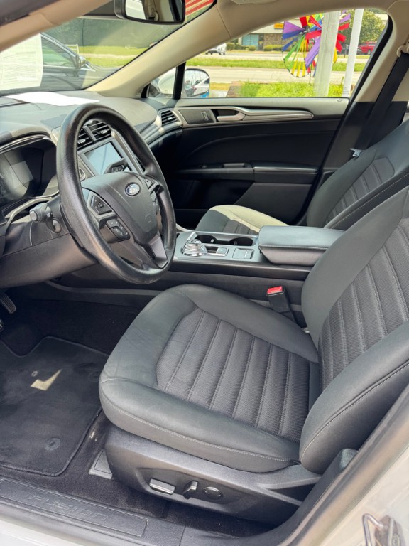 2019 Ford Fusion Image 9