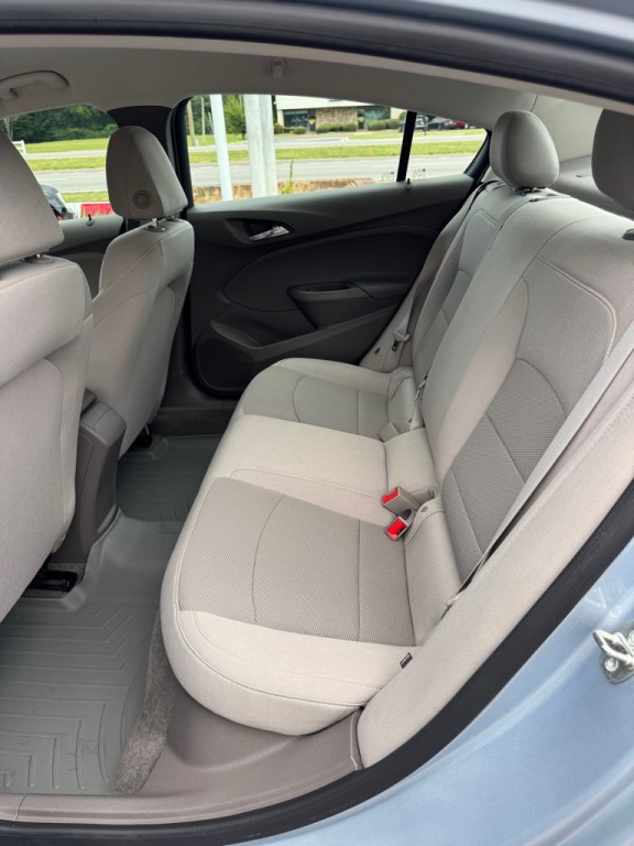 2017 Chevrolet Cruze Image 9