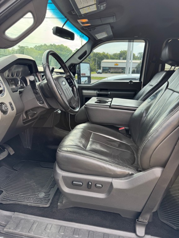 2011 Ford F-250 Image 8
