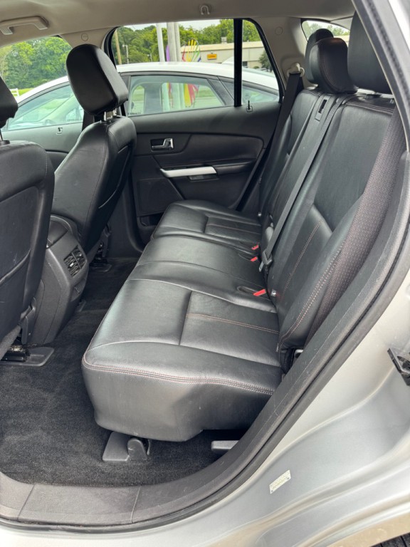 2013 Ford Edge Image 8