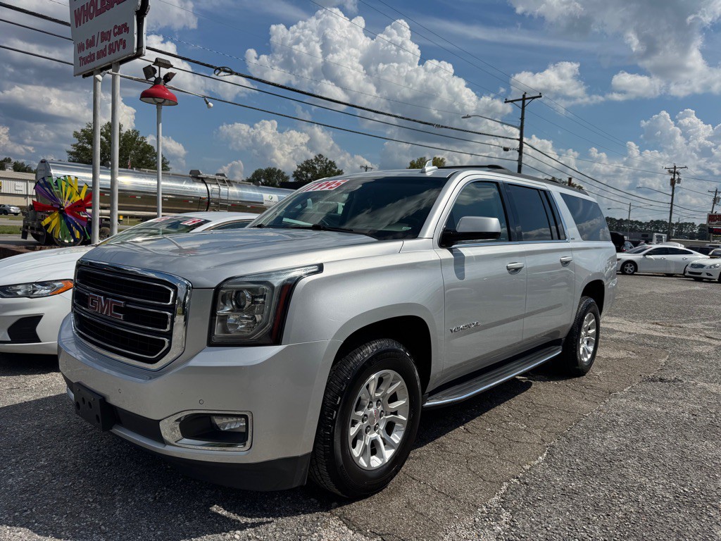 2019 GMC Yukon Image 2