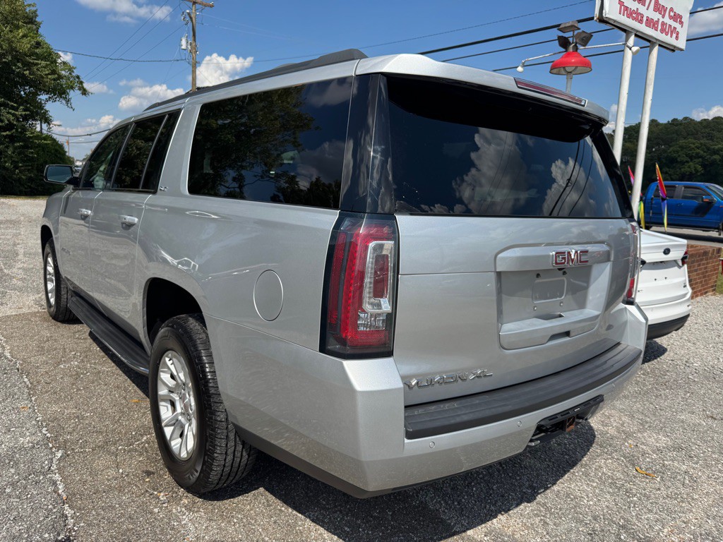 2019 GMC Yukon Image 3