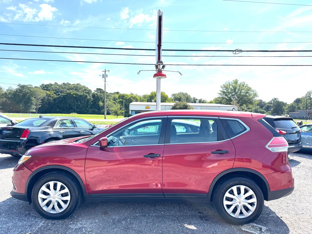 2016 Nissan Rogue Image 1