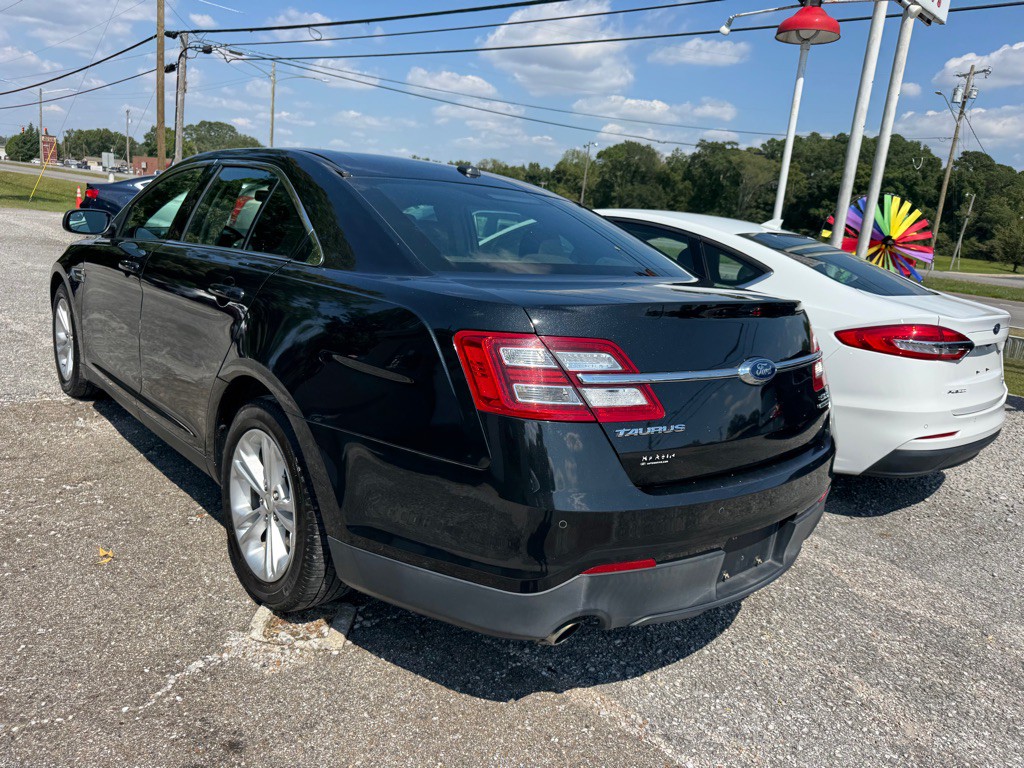 2014 Ford Taurus Image 3
