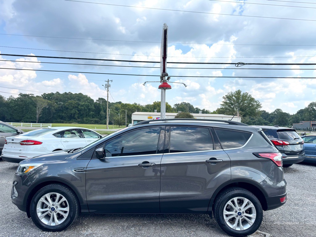2018 Ford Escape Image 1