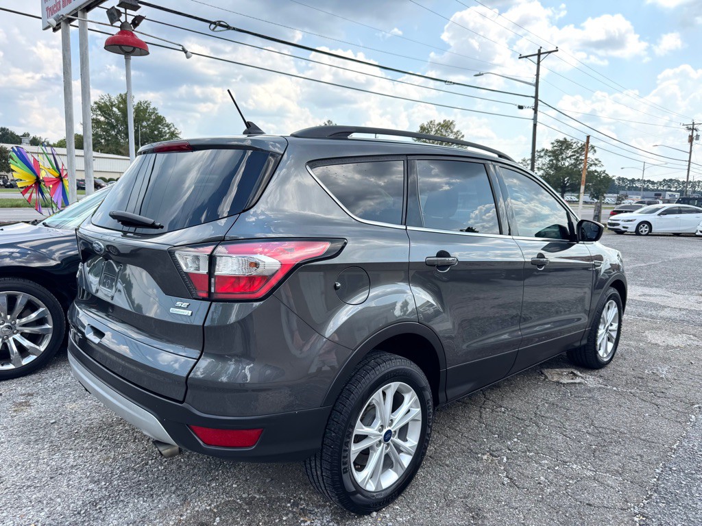 2018 Ford Escape Image 9