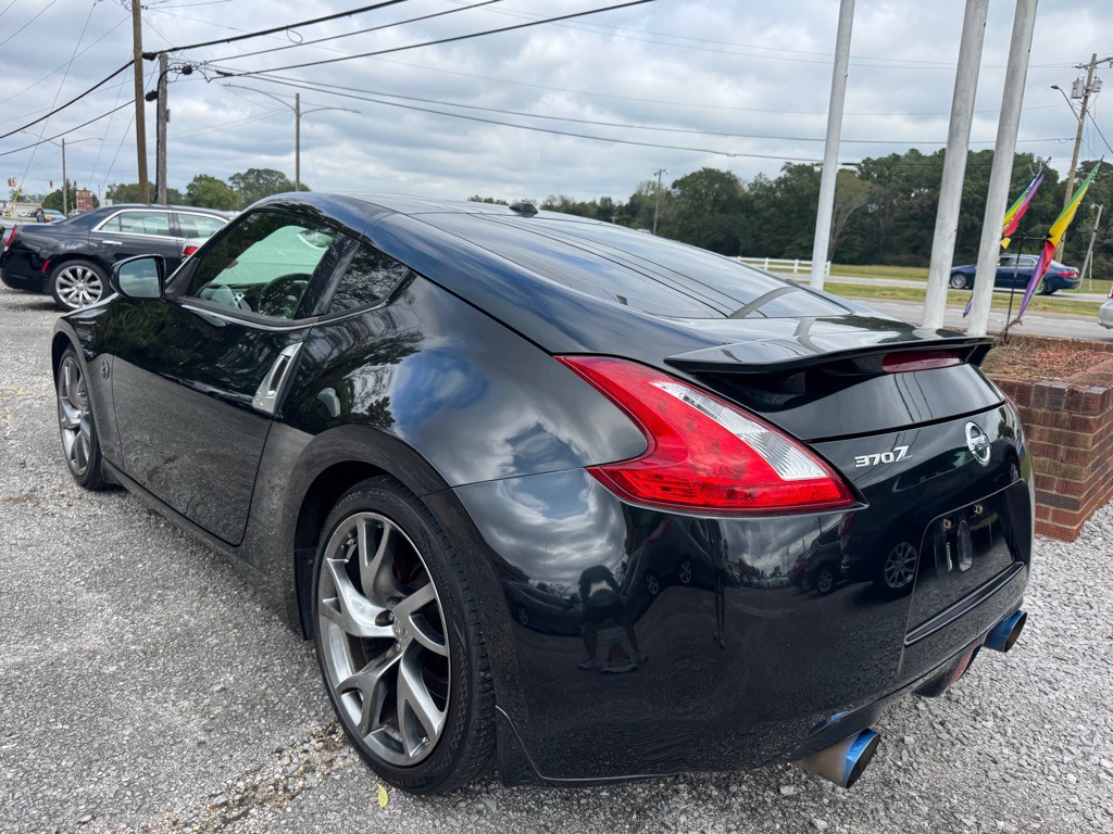 2016 Nissan 370Z Image 3