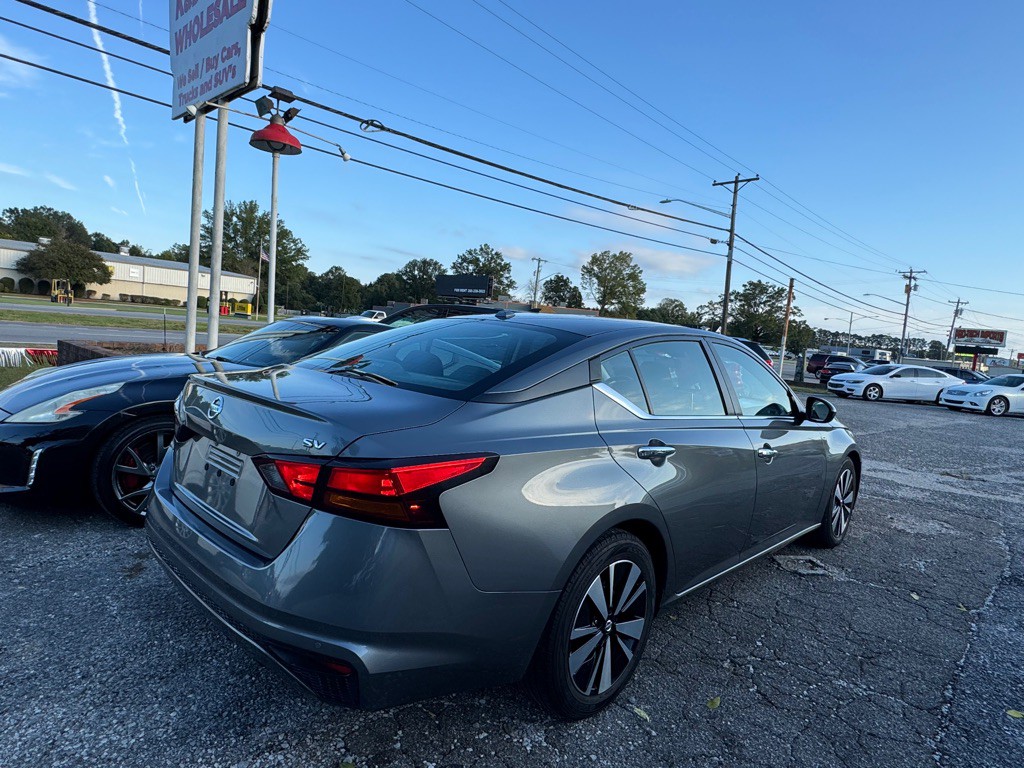 2022 Nissan Altima Image 5
