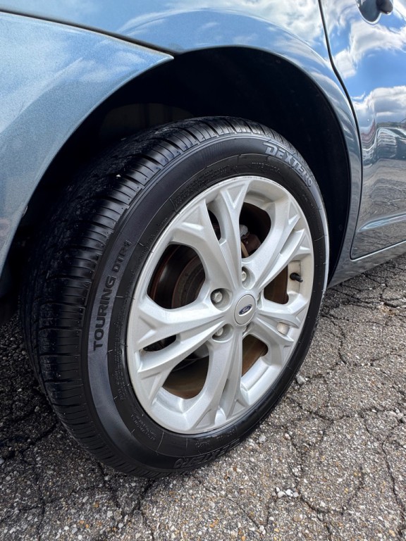 2012 Ford Fusion Image 9