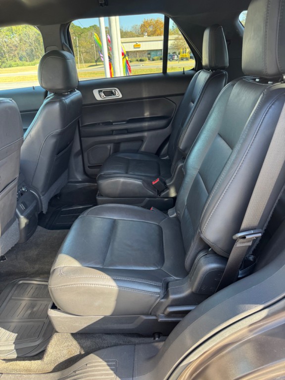 2015 Ford Explorer Image 11
