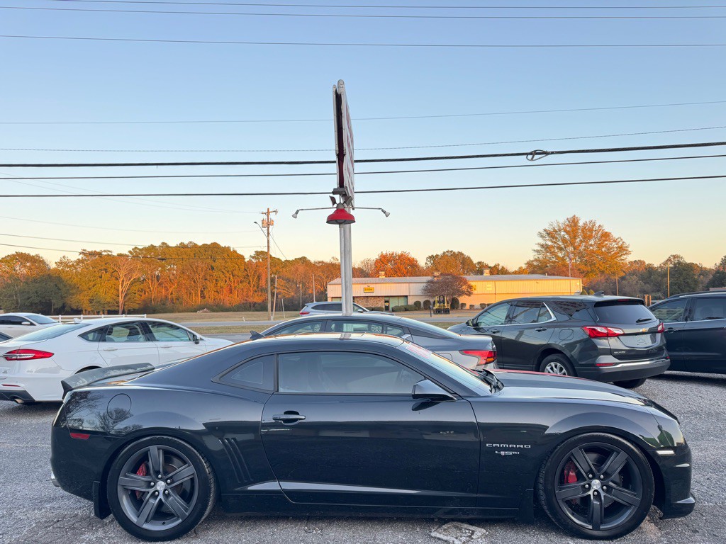 2012 Chevrolet Camaro Image 2