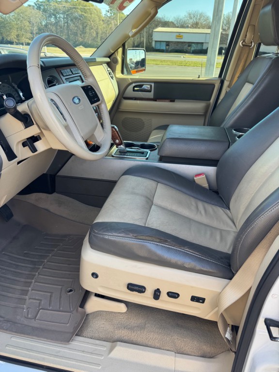 2007 Ford Expedition Image 8