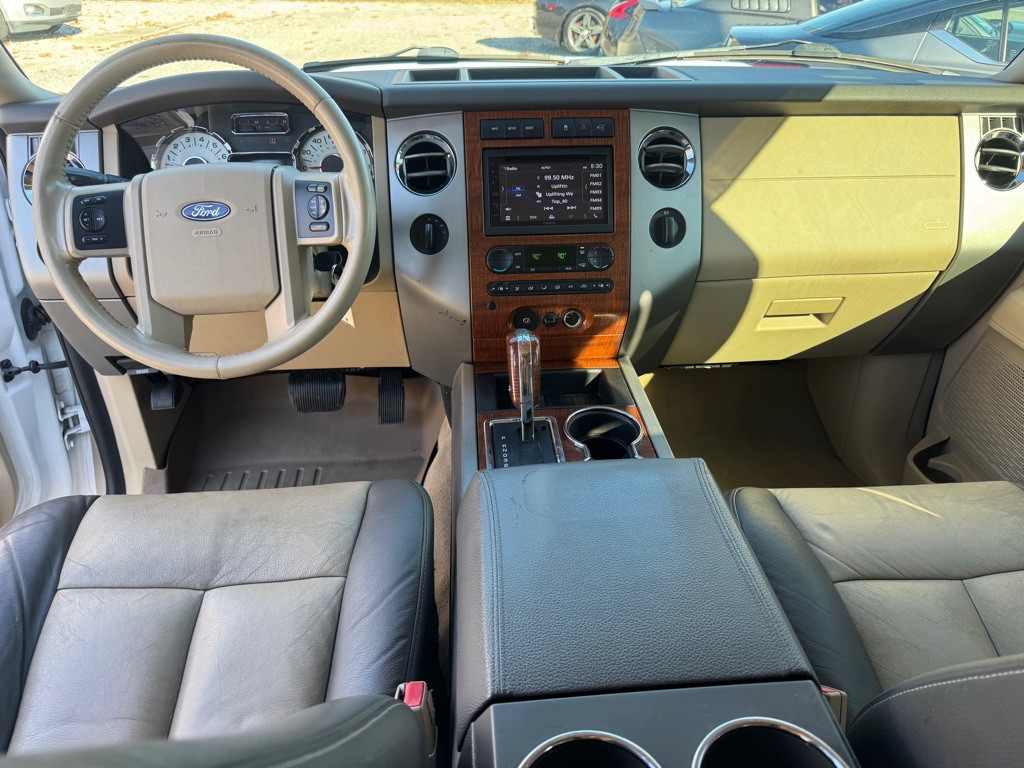 2007 Ford Expedition Image 12