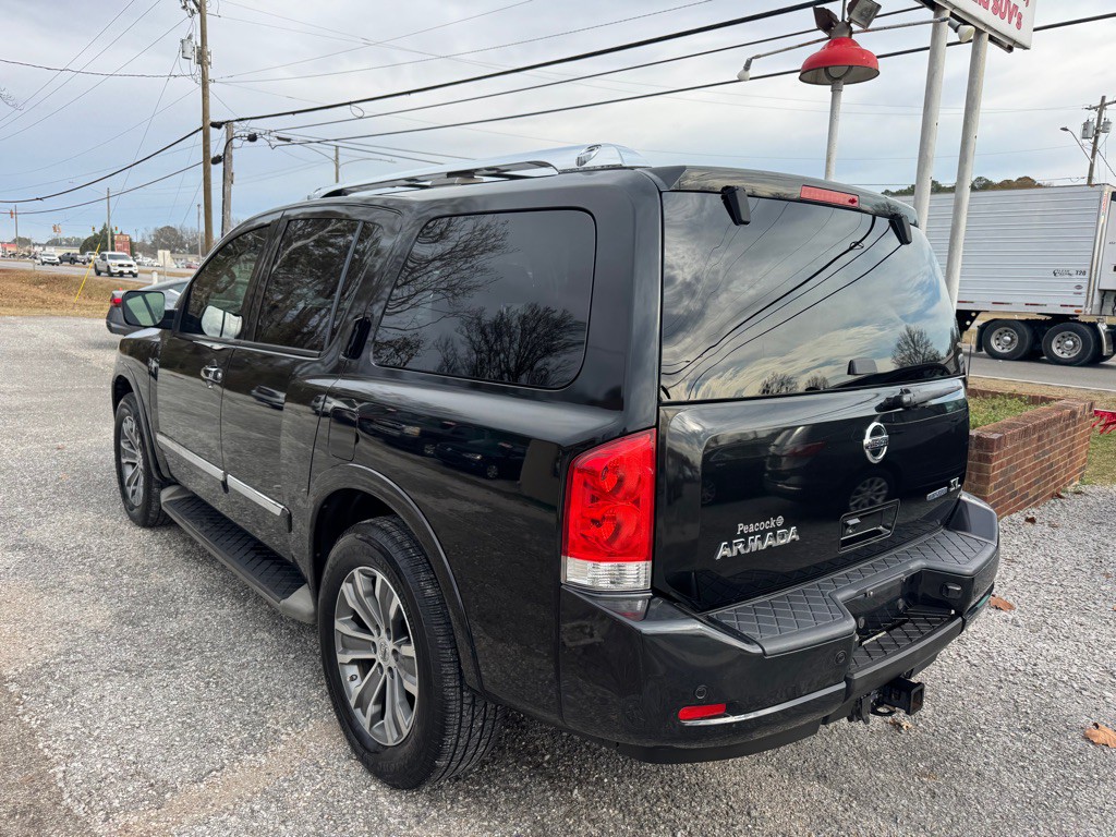 2015 Nissan Armada Image 4
