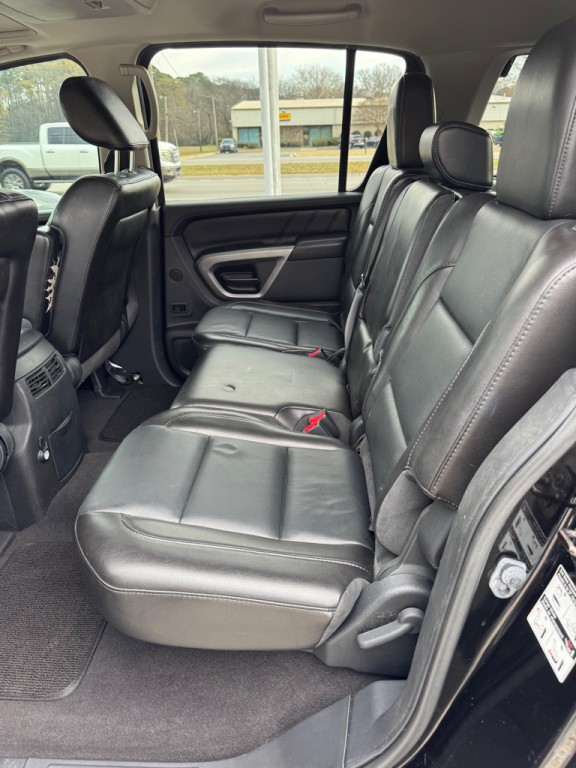 2015 Nissan Armada Image 10