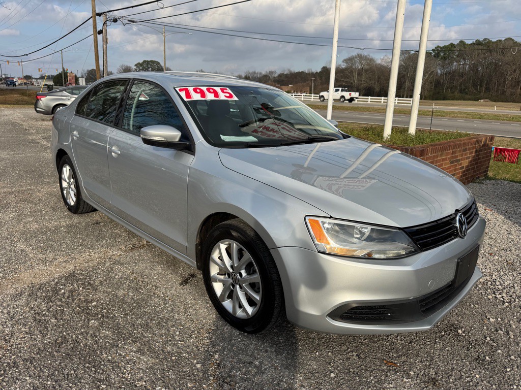 2011 Volkswagen Jetta Image 4