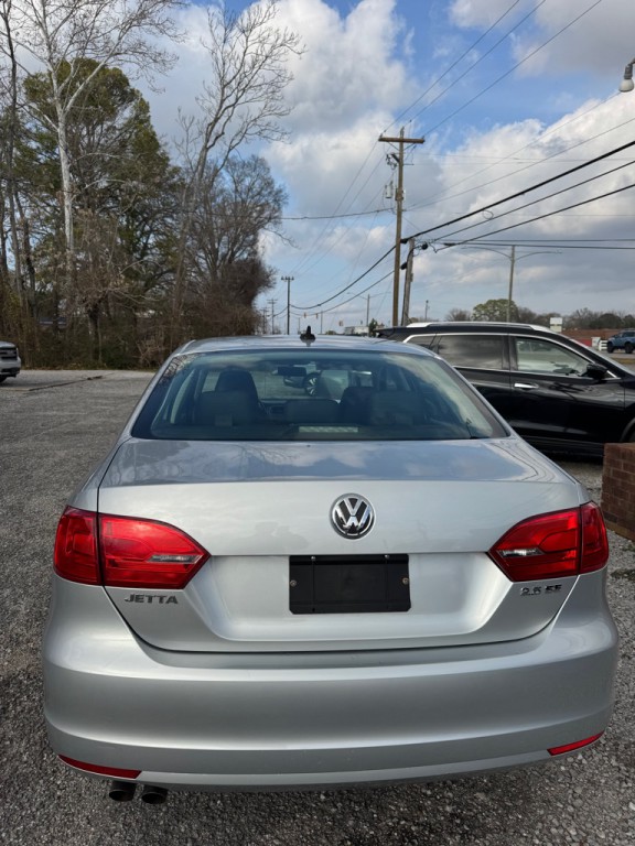2011 Volkswagen Jetta Image 8