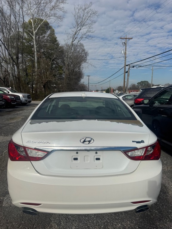 2013 Hyundai Sonata Image 8