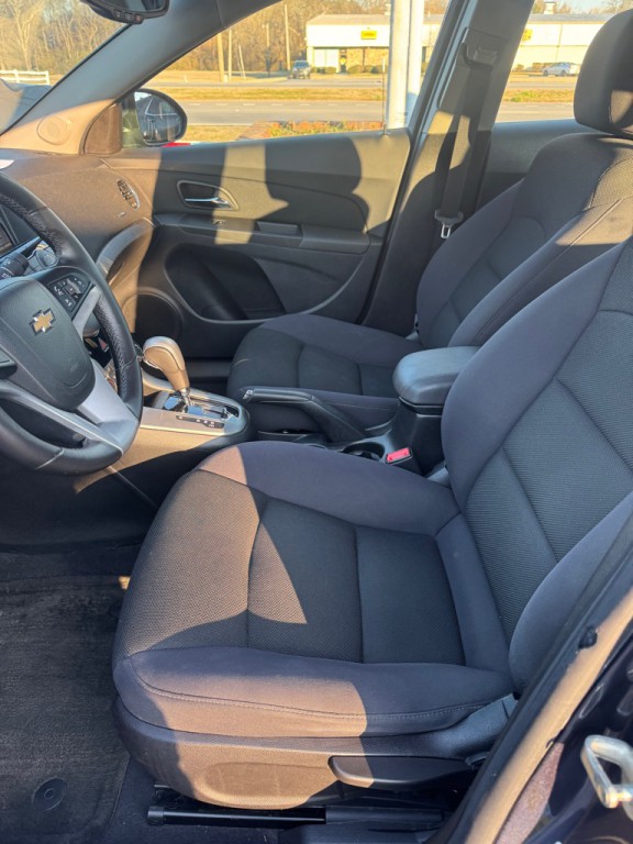 2013 Chevrolet Cruze Image 10