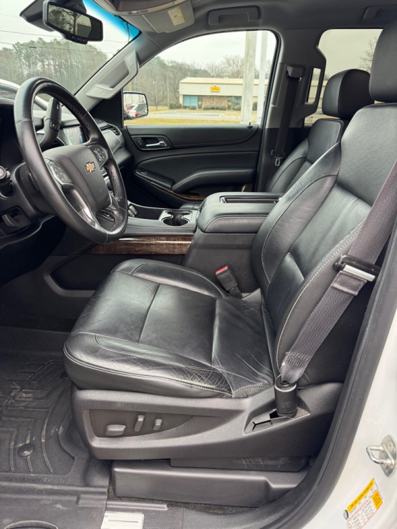 2016 Chevrolet Suburban Image 10