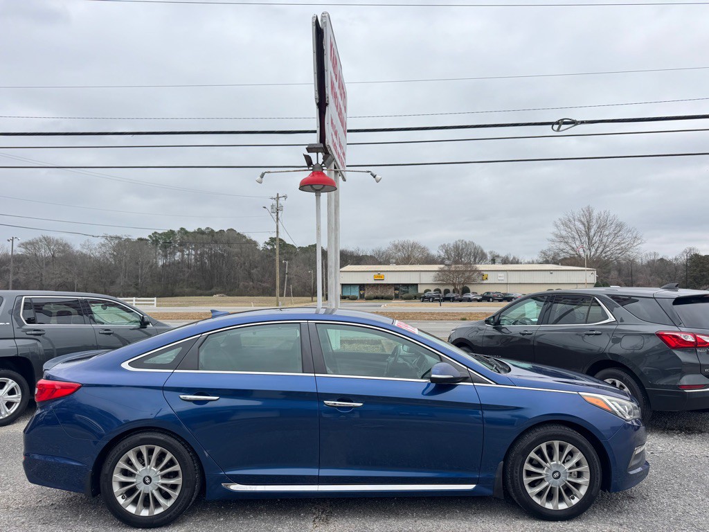 2015 Hyundai Sonata Image 2