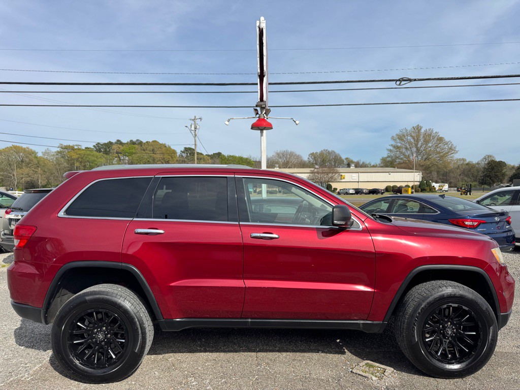 2012 Jeep Grand Cherokee Image 2
