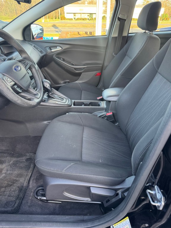 2018 Ford Focus Image 9