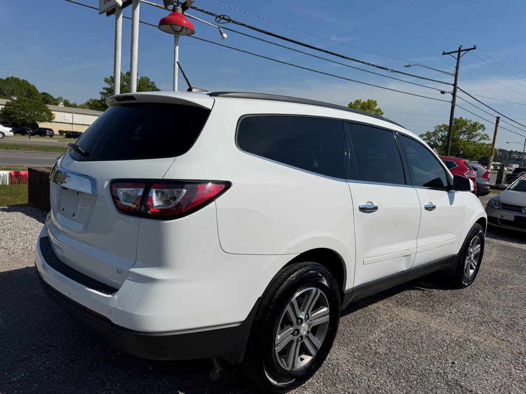 2017 Chevrolet Traverse Image 7