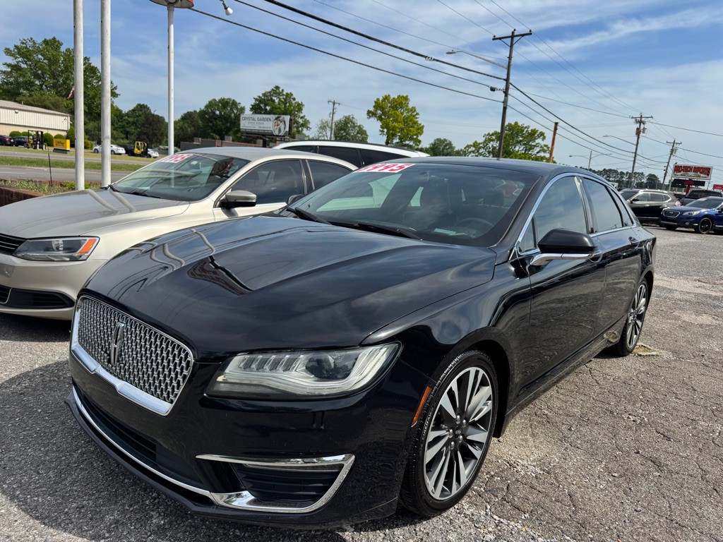 2017 Lincoln MKZ Image 3