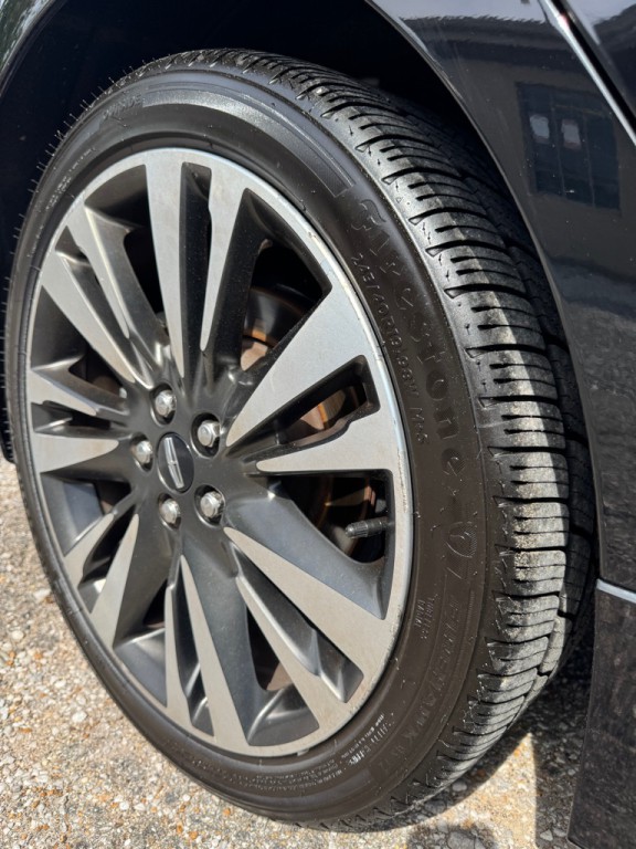 2017 Lincoln MKZ Image 9