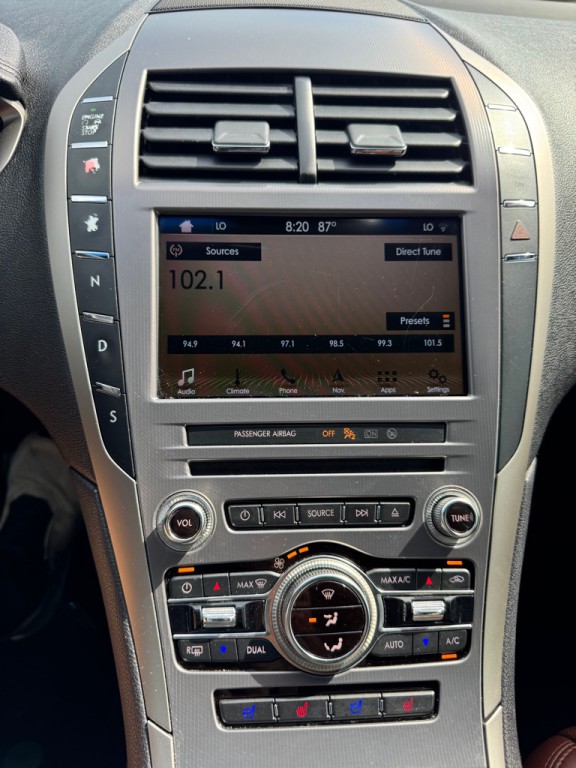 2017 Lincoln MKZ Image 13