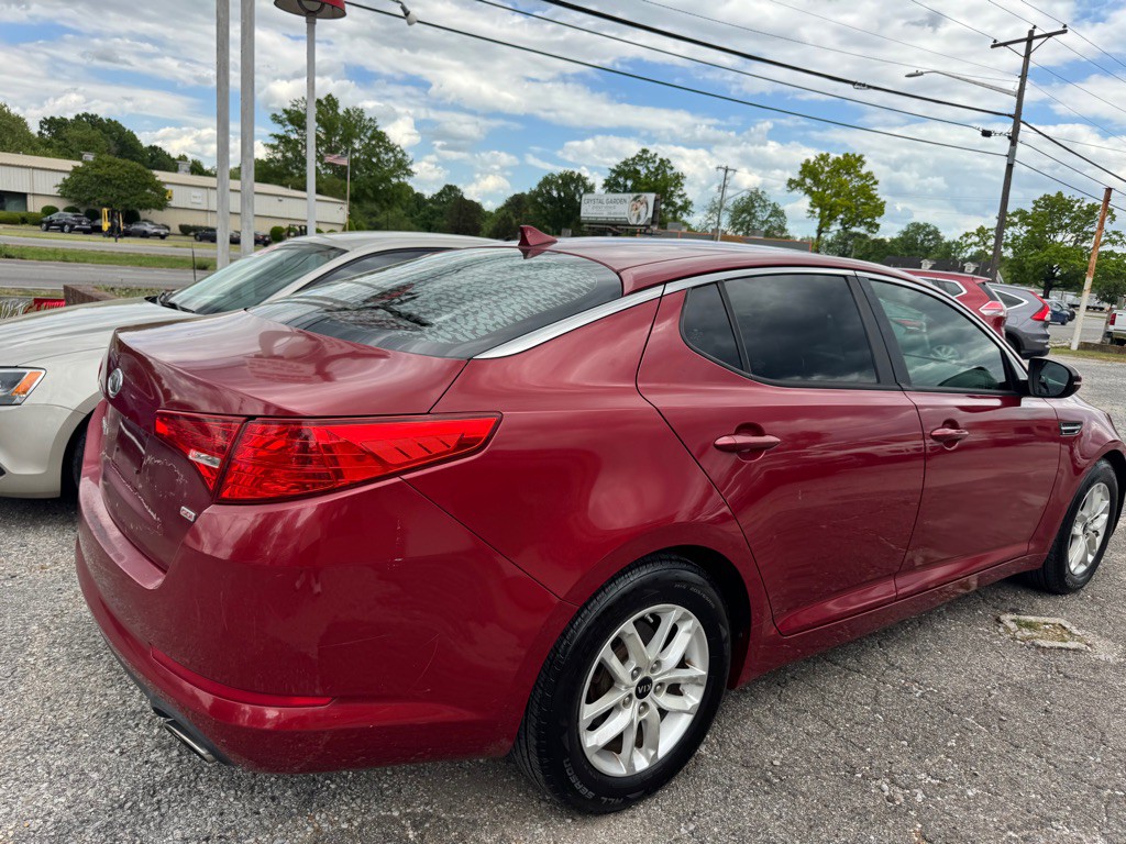 2011 Kia Optima Image 6