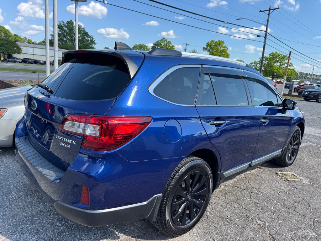2017 Subaru Outback Image 6