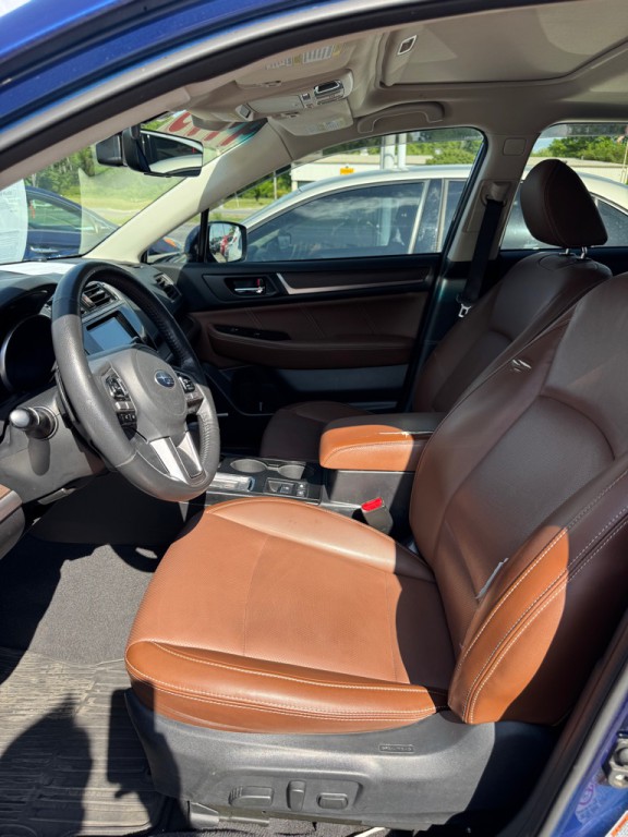 2017 Subaru Outback Image 10