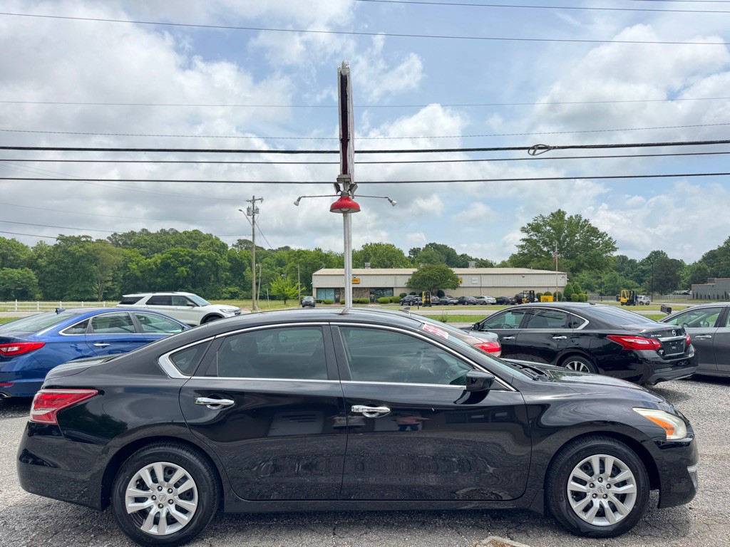 2013 Nissan Altima Image 2
