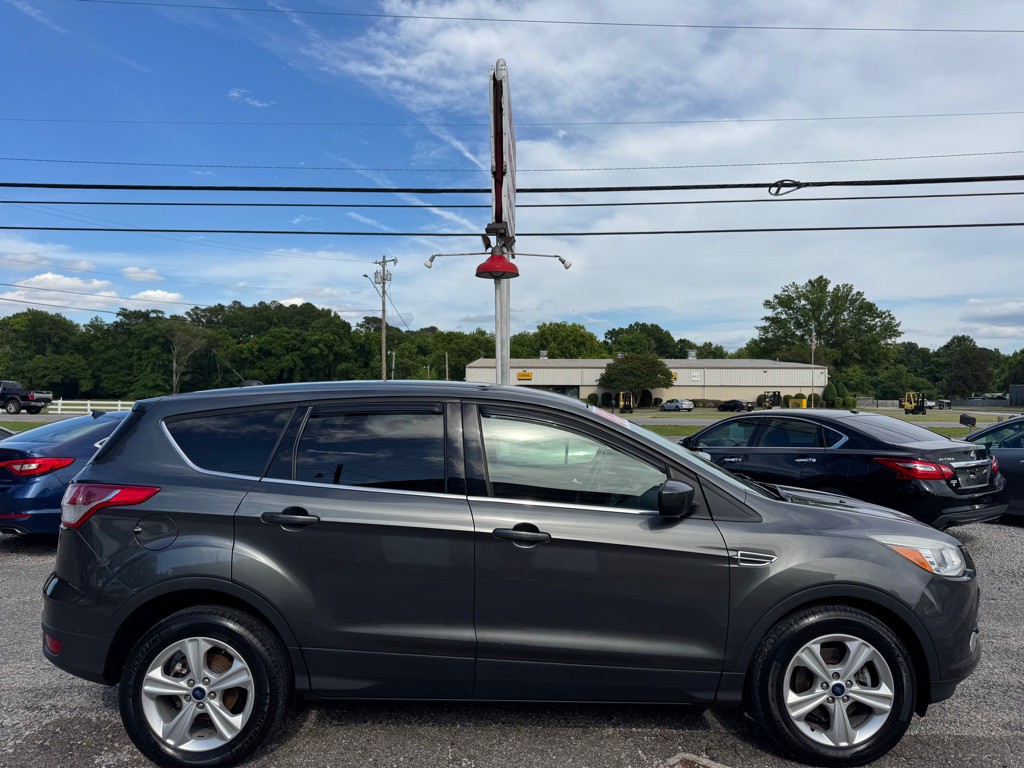 2016 Ford Escape Image 2