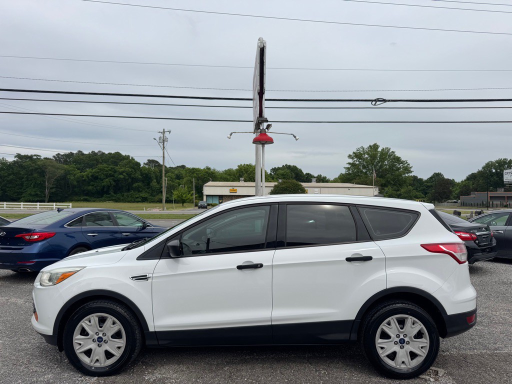 2016 Ford Escape Image 1