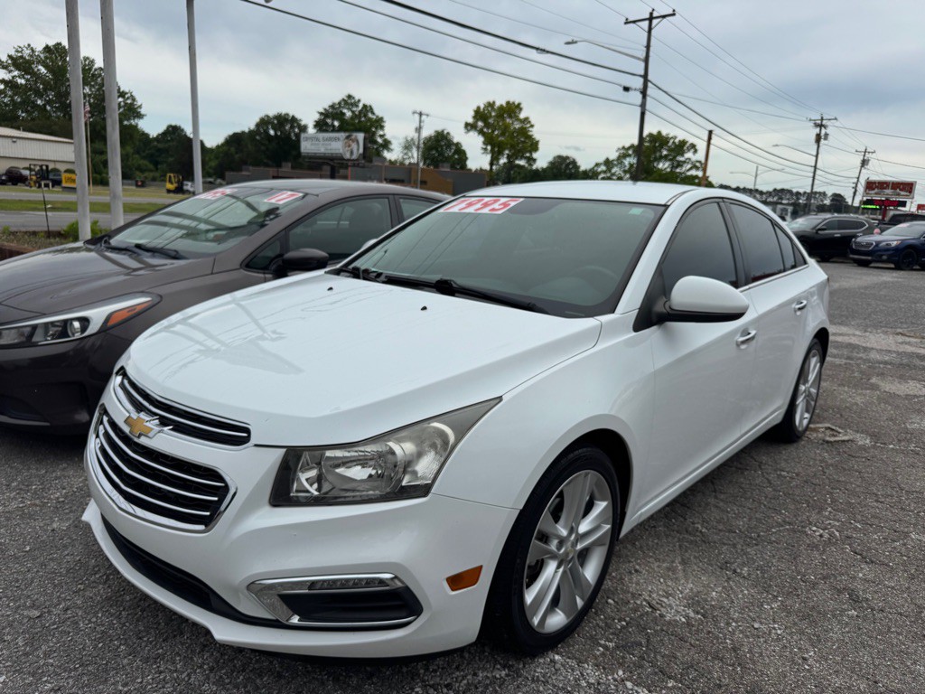 2016 Chevrolet Cruze Image 3