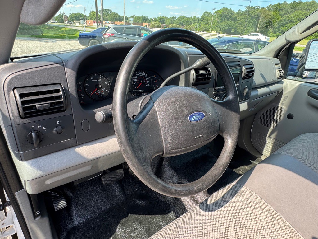 2006 Ford F-250 Image 10