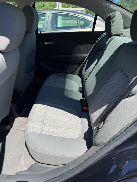 2013 Chevrolet Sonic Image 11