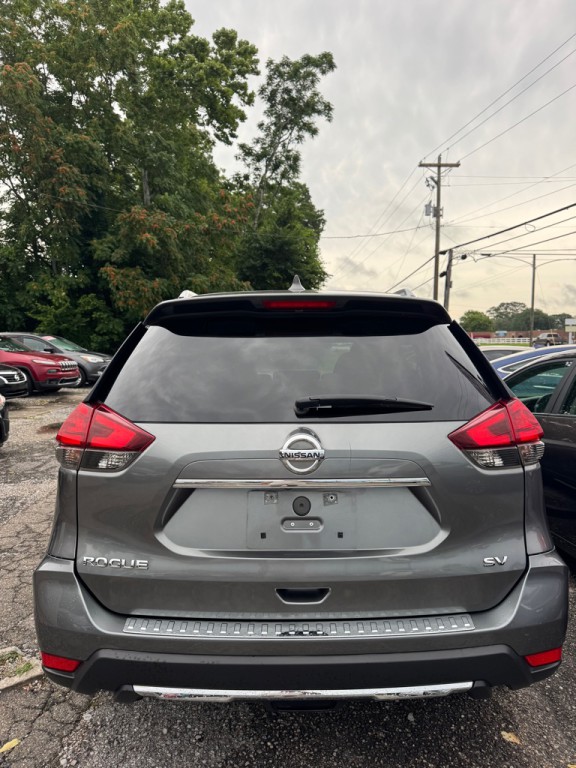 2017 Nissan Rogue Image 8