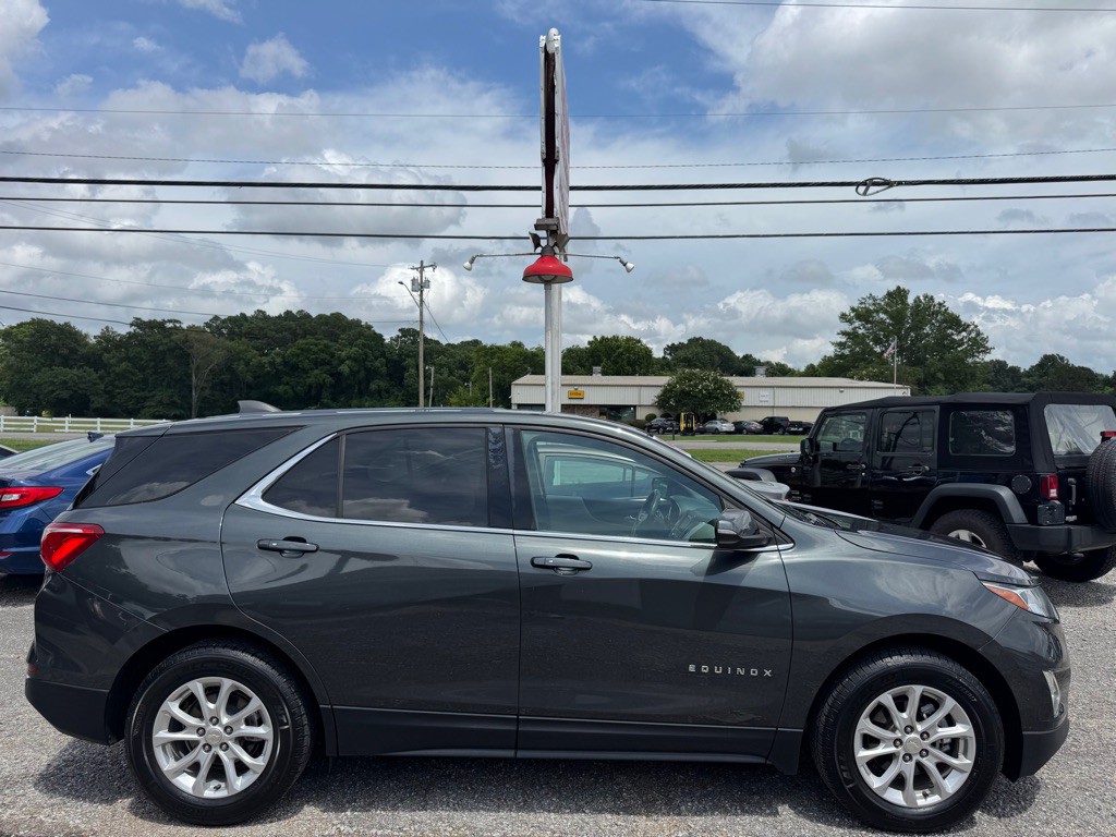 2019 Chevrolet Equinox Image 2